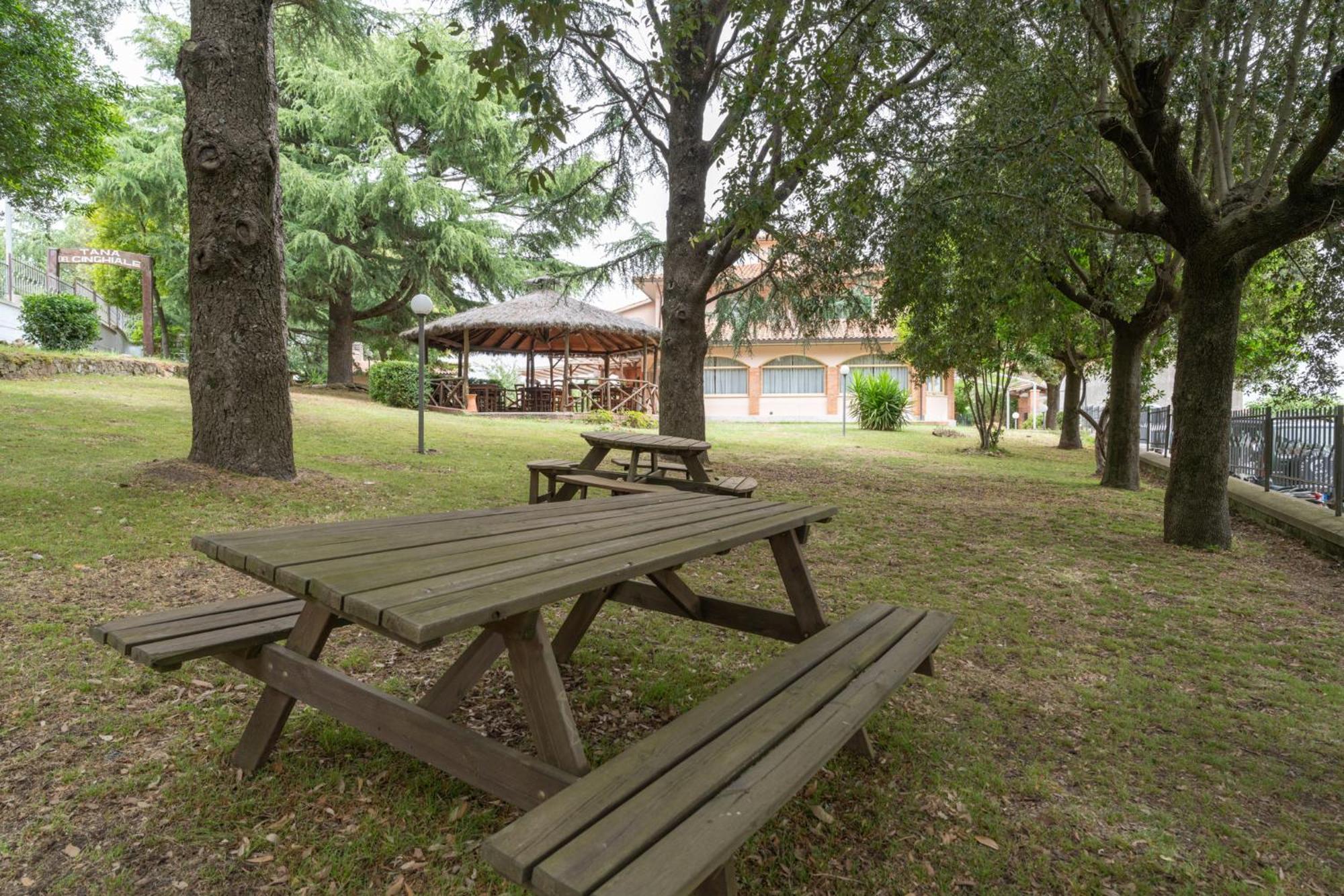 Tana Del Cinghiale Hotel Tirli