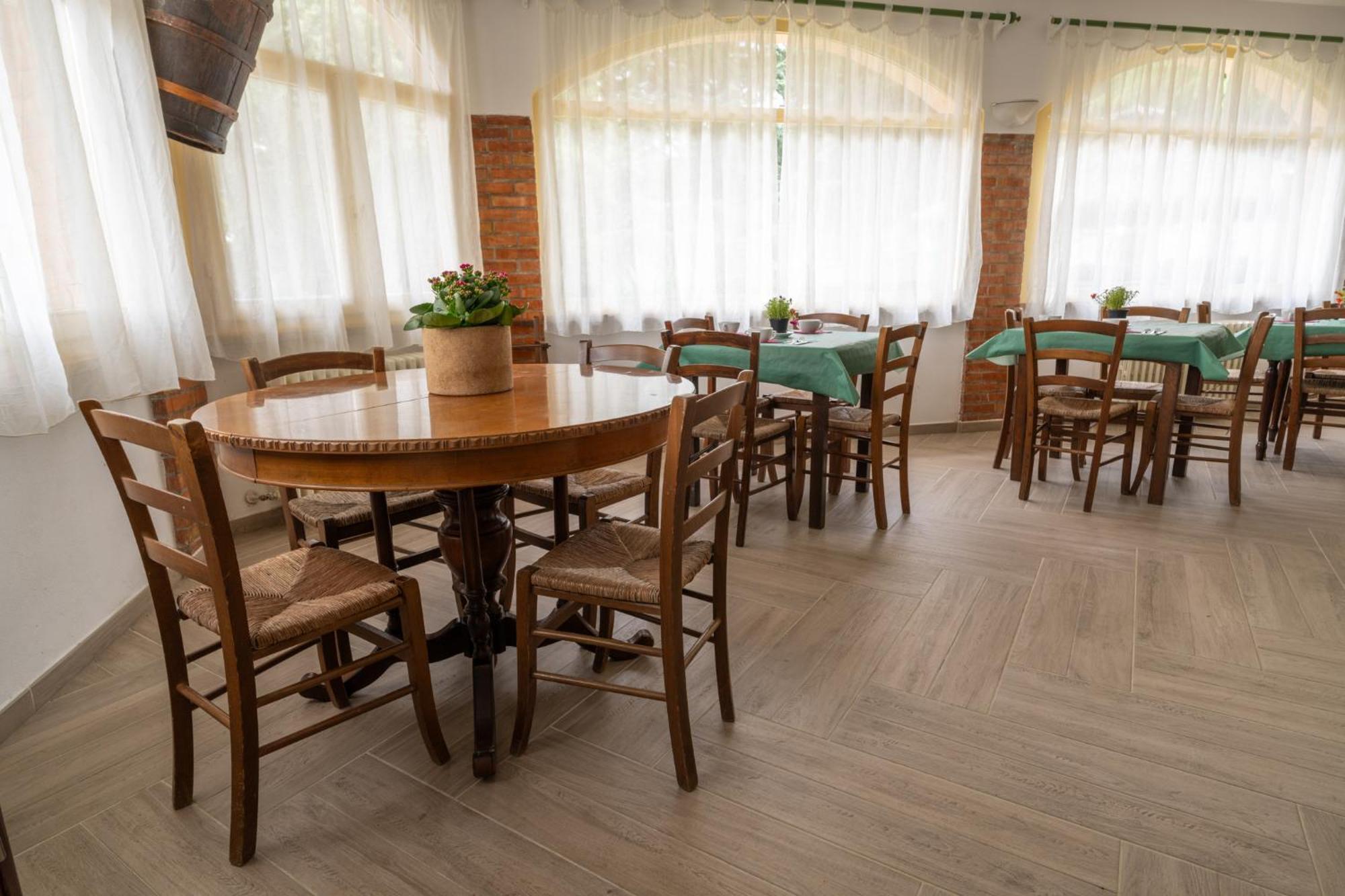 Tana Del Cinghiale Hotel 2*